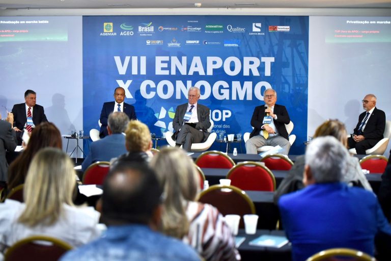 Read more about the article VII ENAPORT traz debates importantes para o setor portuário