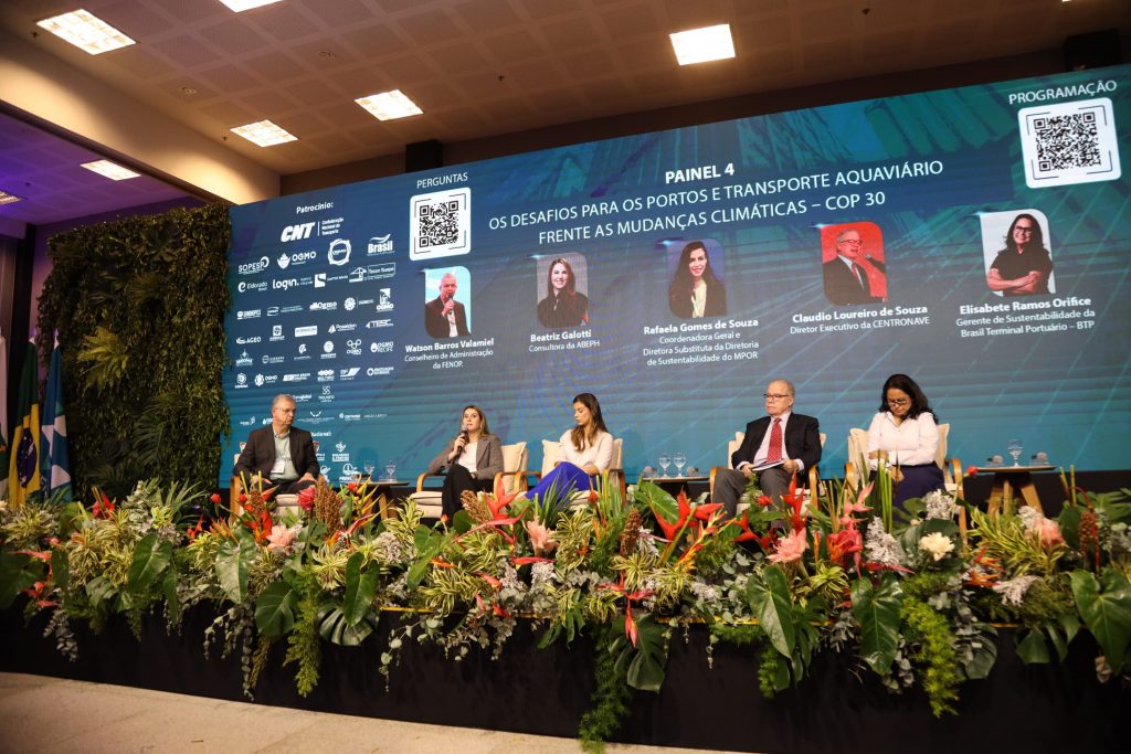 Leia mais sobre o artigo Painel 4 do X ENAPORT traz a sustentabilidade dentro das atividades portuárias