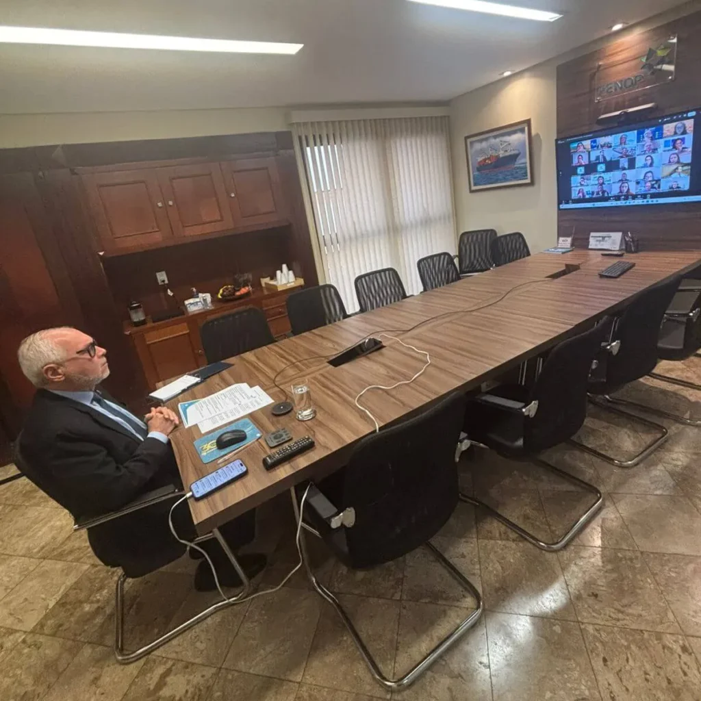Leia mais sobre o artigo Série Virtual Portos & Pontes inicia debates sobre Governança